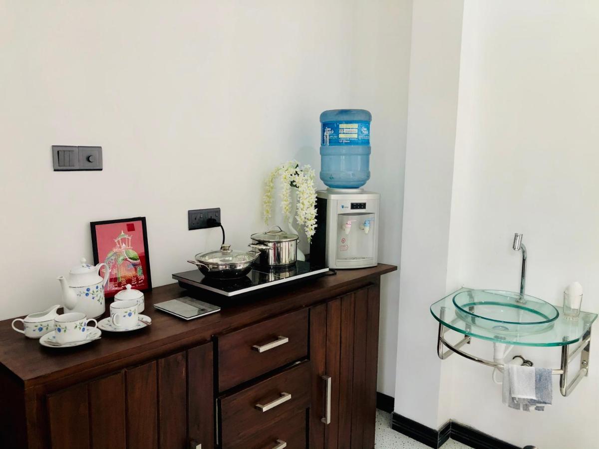 Siri'S Residency Apartment Habaraduwa Bagian luar foto
