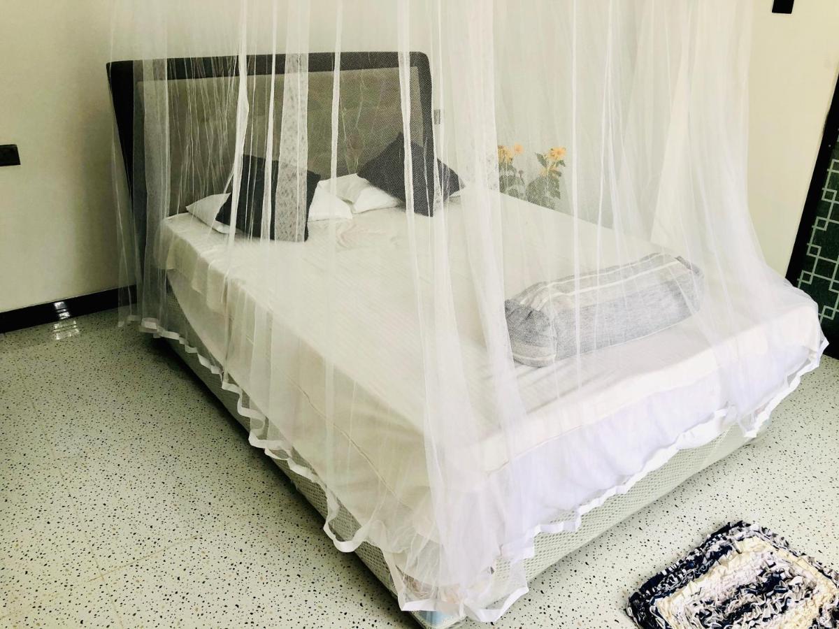 Siri'S Residency Apartment Habaraduwa Bagian luar foto