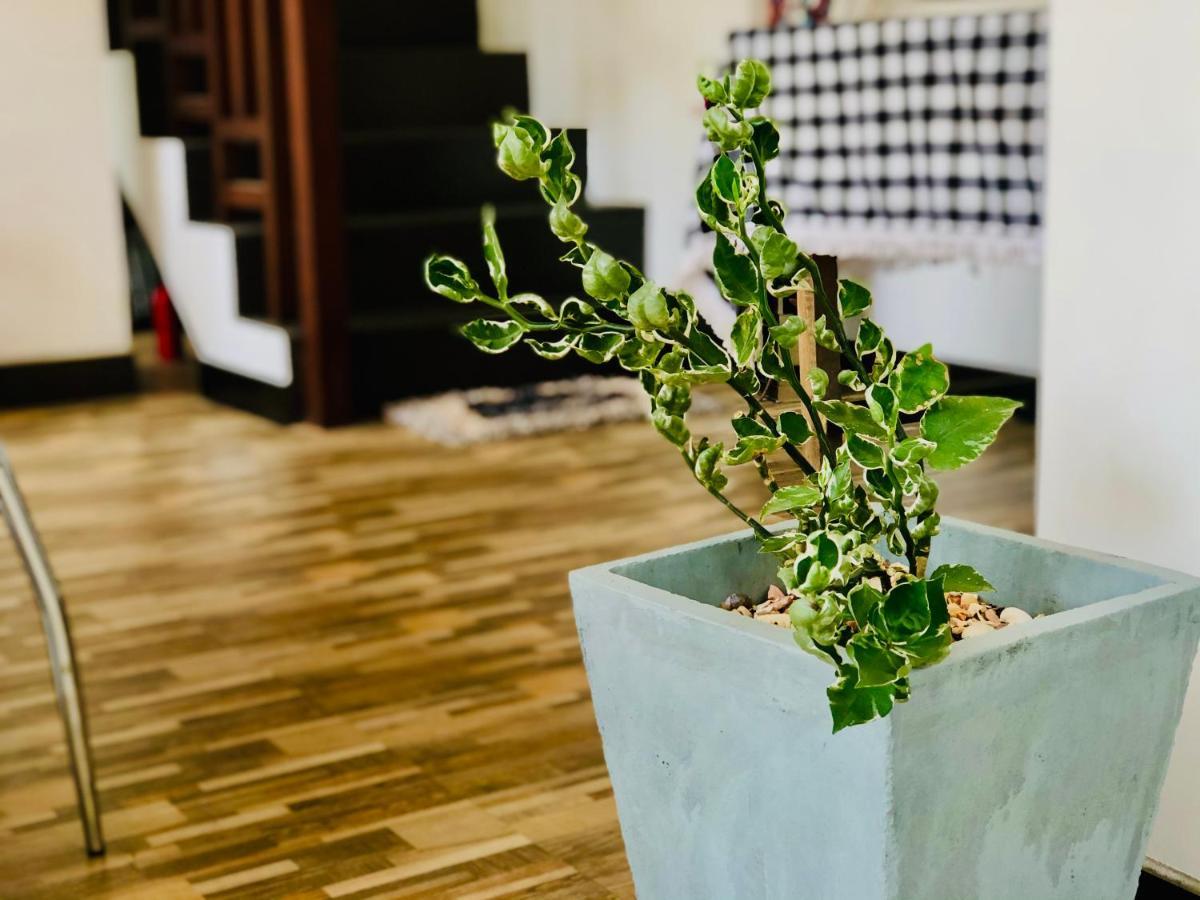 Siri'S Residency Apartment Habaraduwa Bagian luar foto