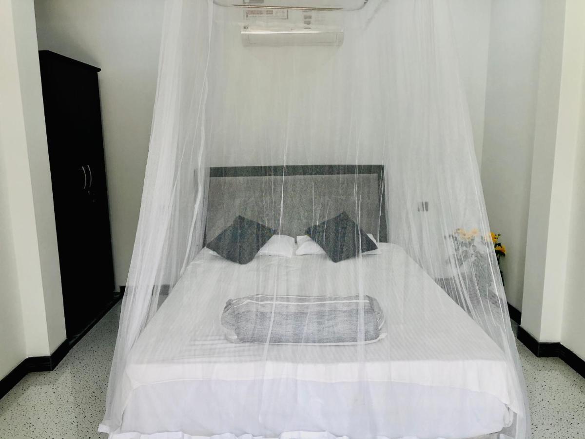 Siri'S Residency Apartment Habaraduwa Bagian luar foto
